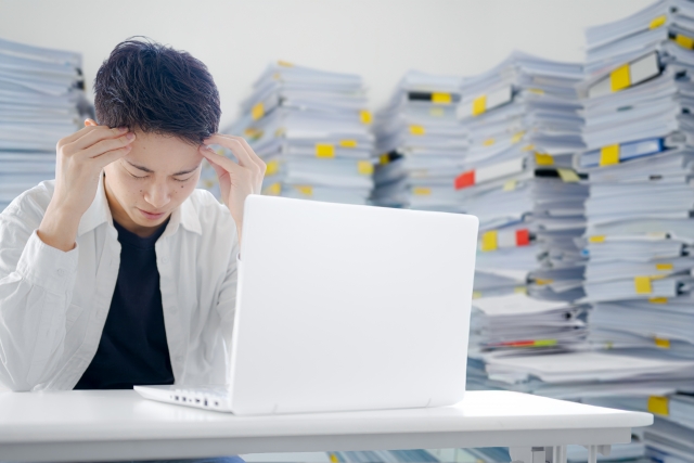 バックオフィスでの入力業務の課題